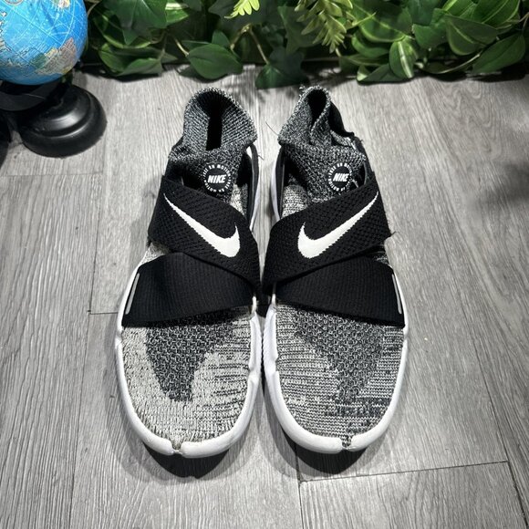 Nike Free RN Motion Flyknit Shoes Womens sz 10 Running Sneakers - Picture 2 of 9